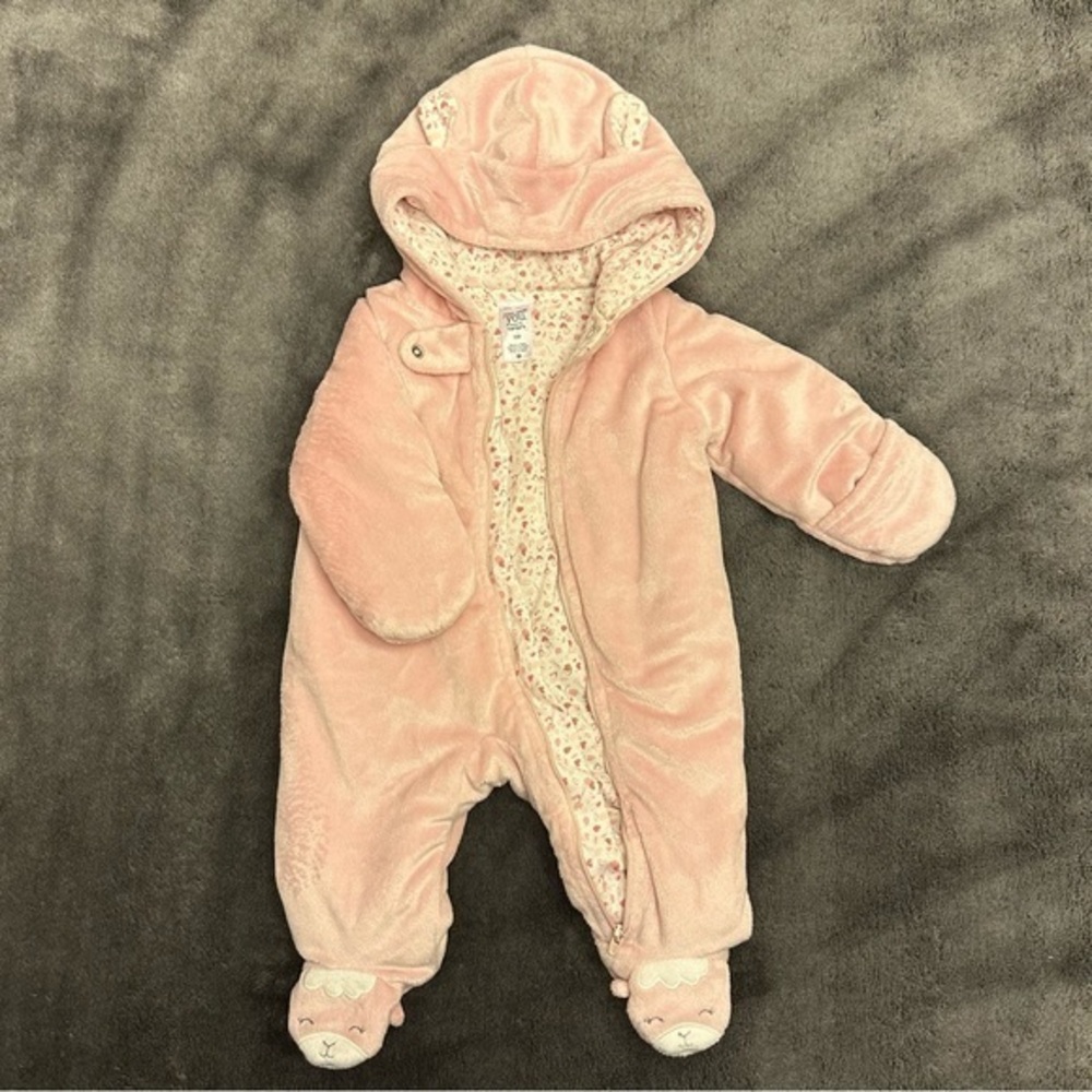 EUC Carter’s Baby Girl Fleece Puffer Footed Jumpsuit, Pink Baby Bear, 0-3 Months